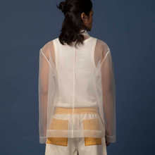 Load image into Gallery viewer, translucent 2-pocket overshirt (cream)