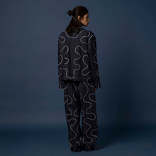 Load image into Gallery viewer, wavy stitch-detailed pants (navy)